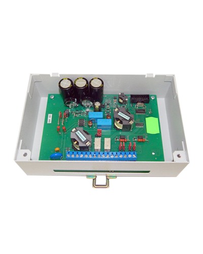 Блок распределения управления и сопряжения Тромбон БРУ-М30Д в Нижнем Тагиле Системы оповещения и управления эвакуацией Pintop.ru