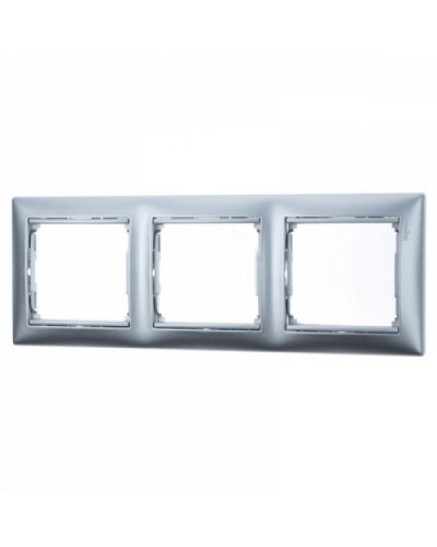 Рамка 3п Valena Legrand 770153 в Нижнем Тагиле Аксессуары для кабель-канала Pintop.ru